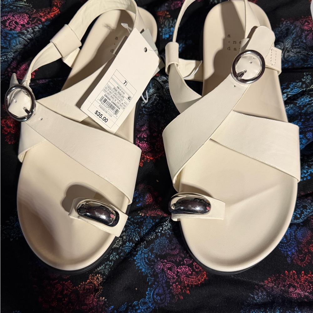 NEW WITH TAGS - A New Day White Sandals size 7 1/2